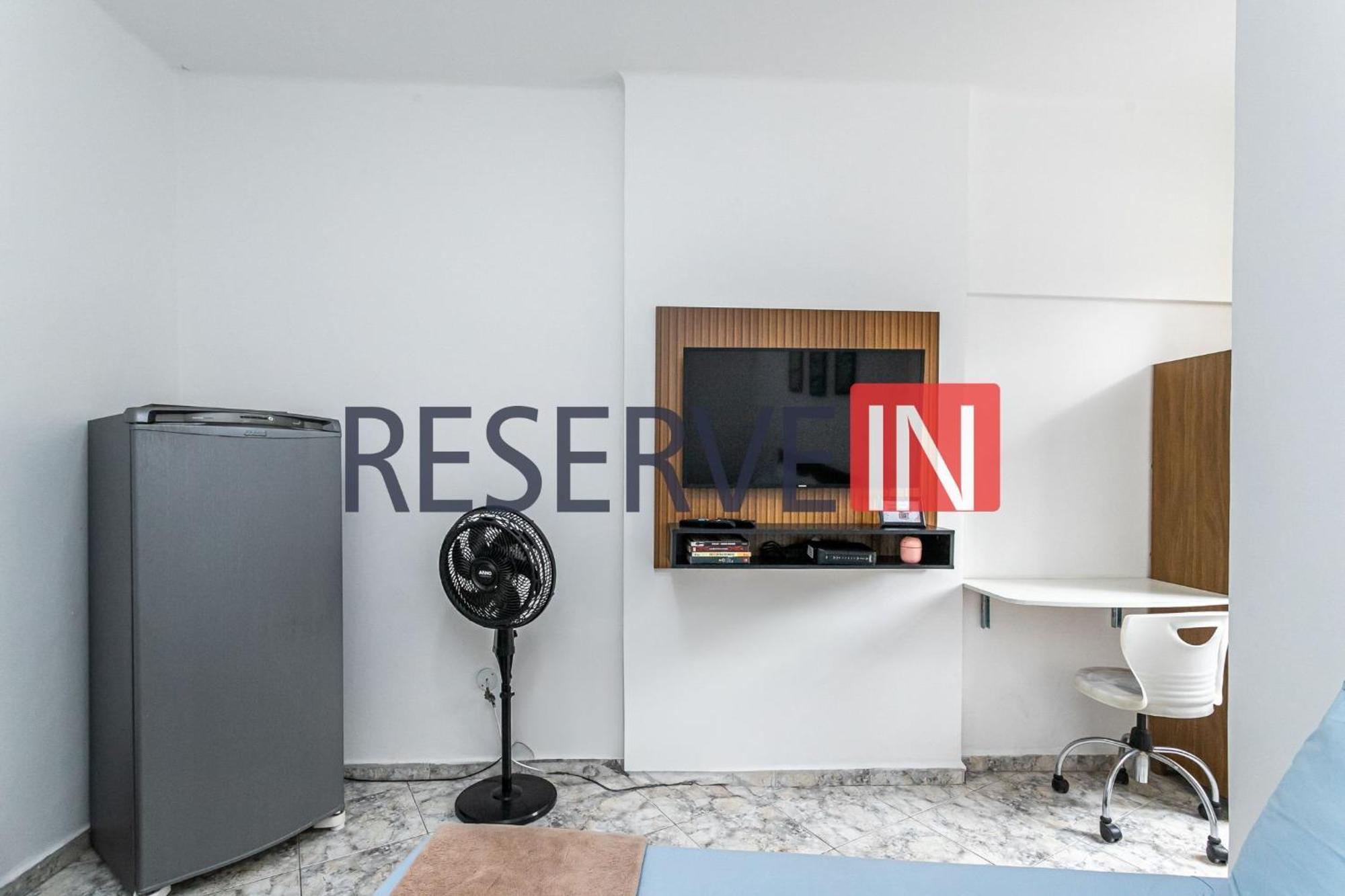 Apartamento 200 Metros De Copacabana - Completo